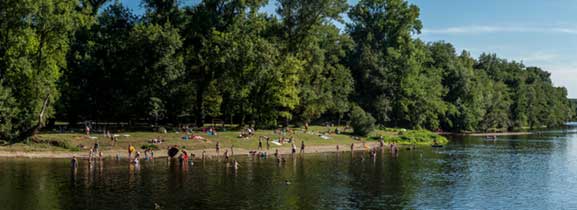 camping Lot bord de rivière